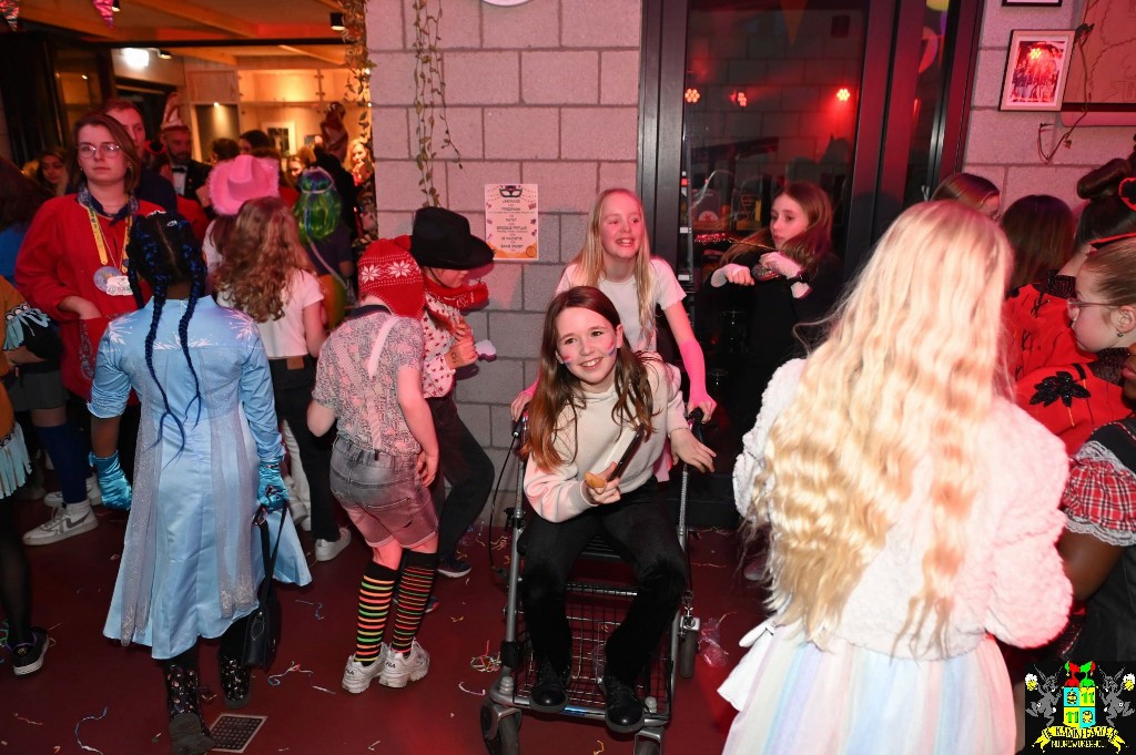 ../Images/Jeugddisco Middeleeuws Carnaval 178.jpg